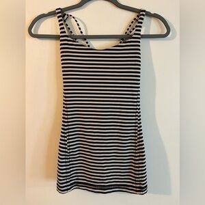 Lululemon Built-in Bra Strappy Tank - S/6